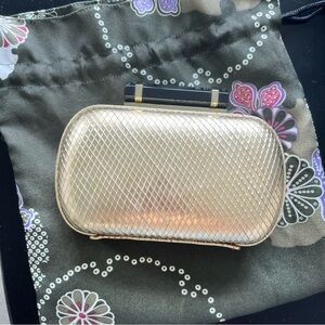 Vince Camuto clutch miniaudiere snake lucite handle box bag gold hard case